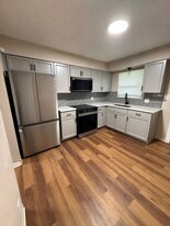 1324 Kent St in Columbus, OH - Building Photo