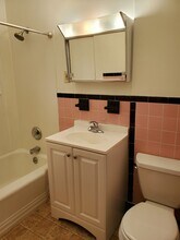 50 Country Club Rd in Cheshire, CT - Building Photo - Building Photo