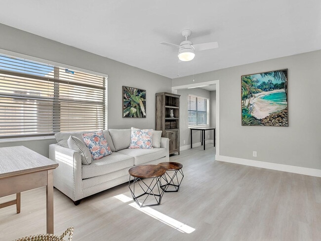 property at 320 Walnut St