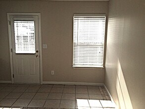 208 Julian Pond Ln in Kernersville, NC - Building Photo - Building Photo