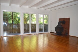 216 Glen Dr in Sausalito, CA - Building Photo