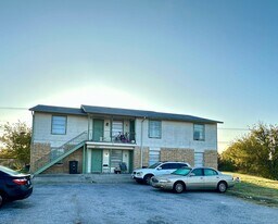 1002 Eastside Dr in Killeen, TX - Building Photo