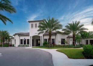 The Orchard at Portofino Vineyards in Ft. Myers, FL - Foto de edificio - Building Photo
