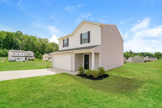 1592 BOBWHITE LN in Asheboro, NC - Building Photo - Building Photo