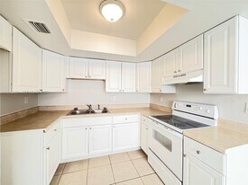 2221 NW 59th Ave in Lauderhill, FL - Building Photo