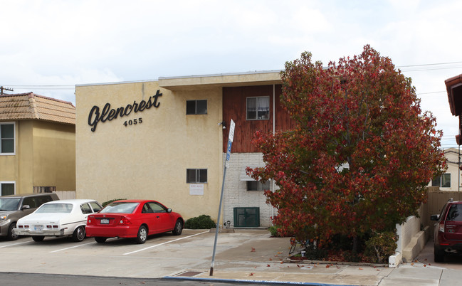 Glencrest in San Diego, CA - Foto de edificio - Building Photo
