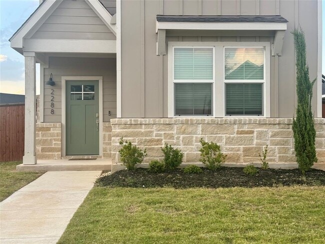 2288 Wallin Bradley Dr in Round Rock, TX - Building Photo - Building Photo