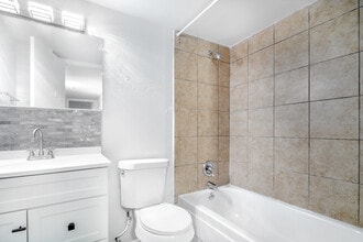 Cielo Hills Apartments in San Antonio, TX - Building Photo - Building Photo