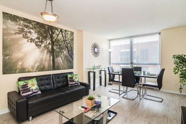 1191 Rue Saint-Dominique in Montréal, QC - Building Photo - Building Photo