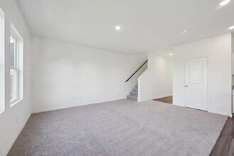 1109 Delta Crst in Maxwell, TX - Building Photo - Building Photo