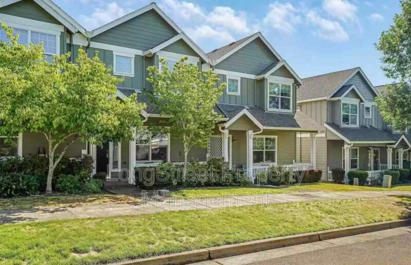 3157 NW Shooting Star Dr in Corvallis, OR - Building Photo