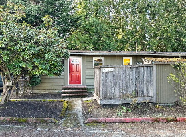 property at 523 Madison St
