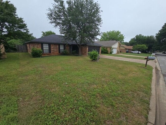 property at 2812 Whitehurst Dr