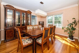 18 Lomond Pl in New Rochelle, NY - Building Photo - Building Photo