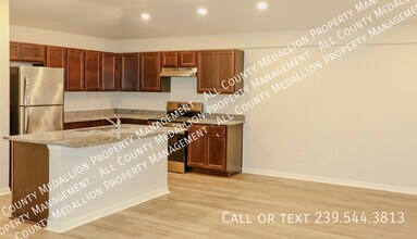 311 Norwalk Ave in Lehigh Acres, FL - Building Photo - Building Photo