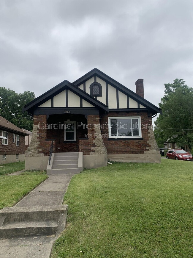 property at 1803 Garden Ln