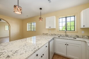 Spanish Apartments in Canton, OH - Building Photo