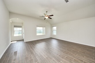 12421 Berberry Dr in Texas City, TX - Building Photo - Building Photo