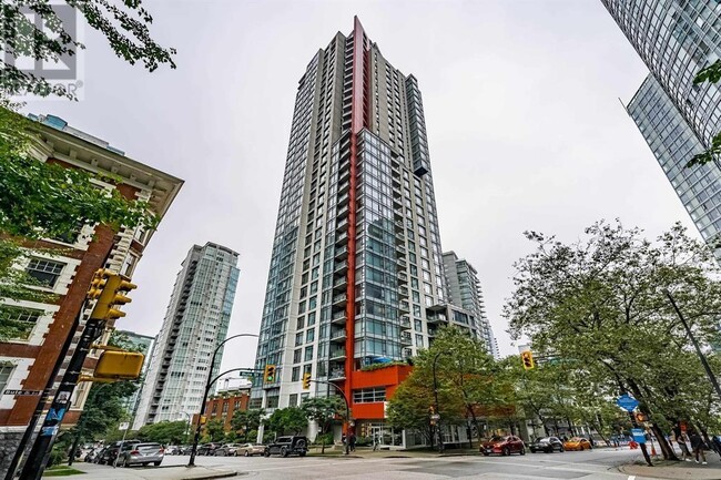 1211-1211 Melville St in Vancouver, BC - Building Photo - Building Photo