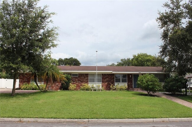 property at 3016 Carolina Ave