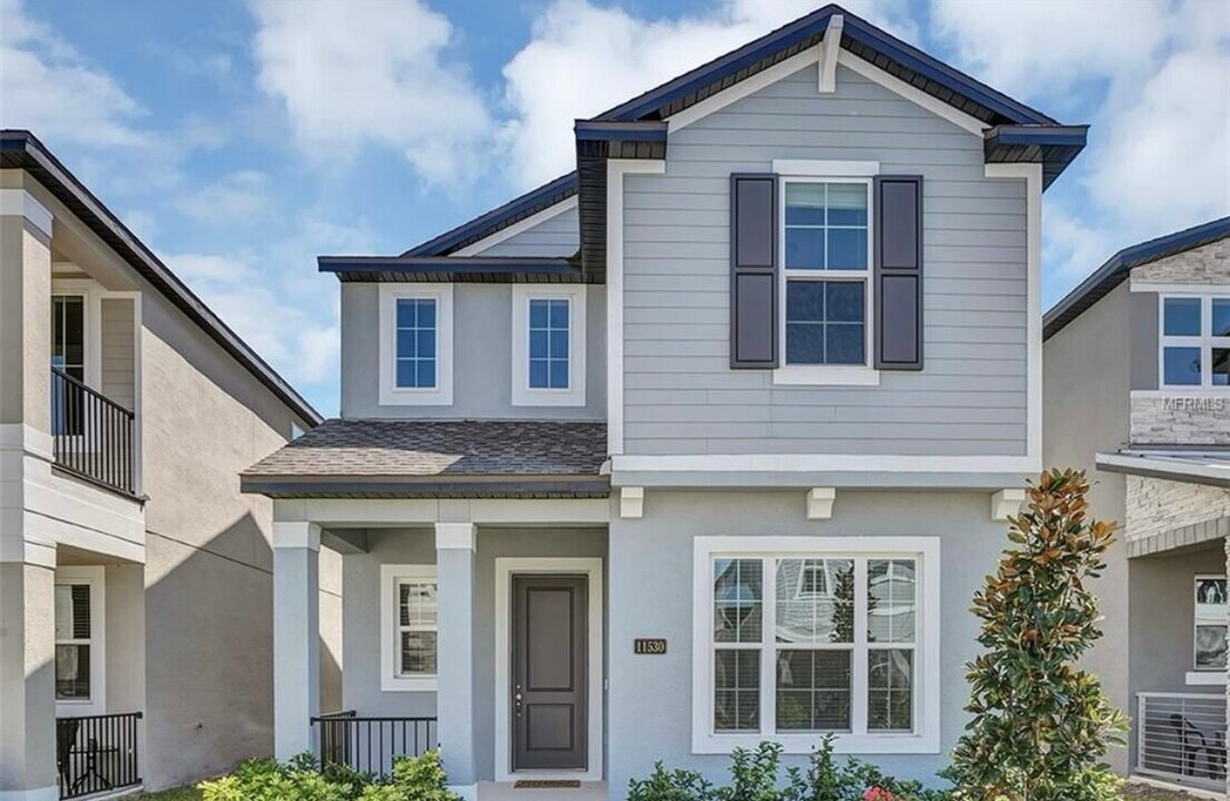 11530 Charnock Dr in Windermere, FL - Building Photo