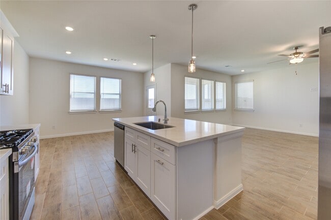 21707 Cypress Trellis Dr in Cypress, TX - Building Photo - Building Photo