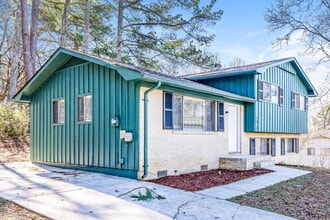 1217 Turf Dr in Center Point, AL - Building Photo - Building Photo