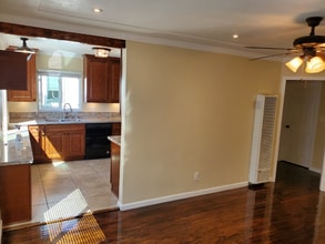 3841-3845 Superior St in San Diego, CA - Building Photo - Building Photo