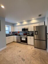 409 N Cypress Dr in Tequesta, FL - Building Photo - Building Photo