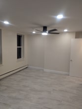 208 Howard Ave, Unit 2 in Brooklyn, NY - Foto de edificio - Building Photo