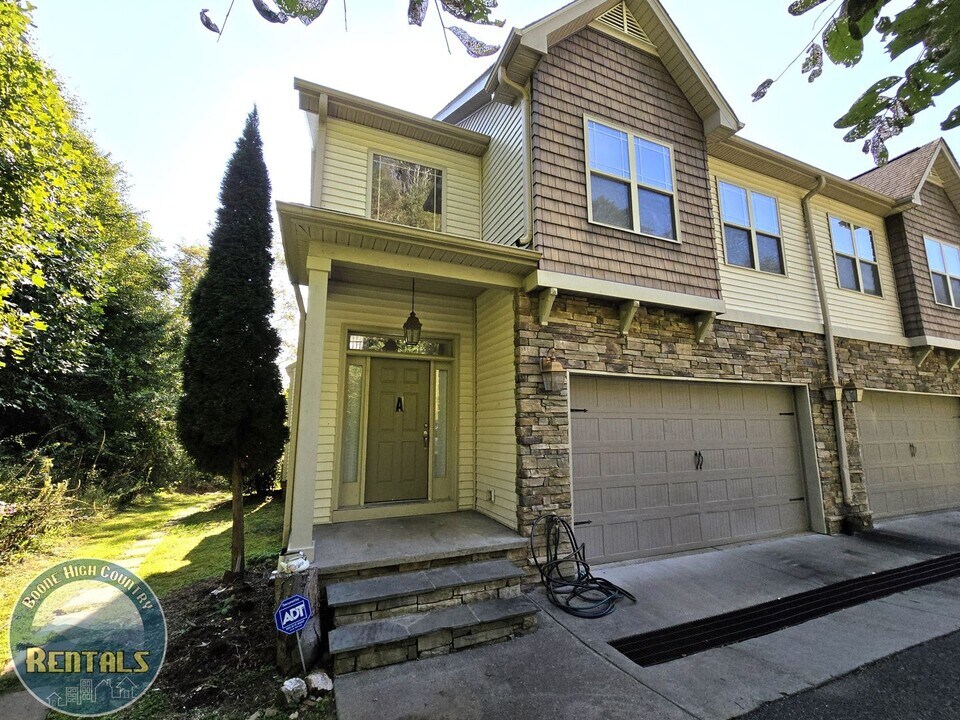 194 Azor Ct in Boone, NC - Building Photo