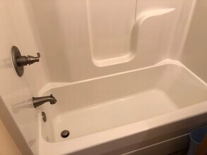 129 Birdseyeview Dr in Ithaca, NY - Building Photo - Building Photo