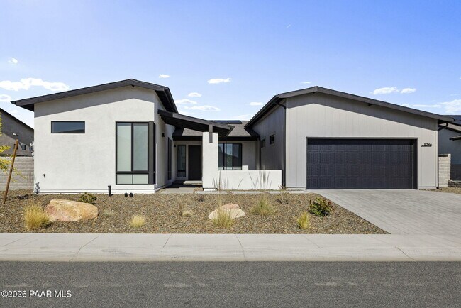 property at 5746 E Tyler Rd