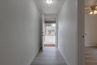 125 Forrest Ave in San Antonio, TX - Building Photo - Building Photo