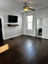 7356 - 7358 Perry Street, Unit 7358 Unit 1 in Mount Healthy, OH - Foto de edificio - Building Photo