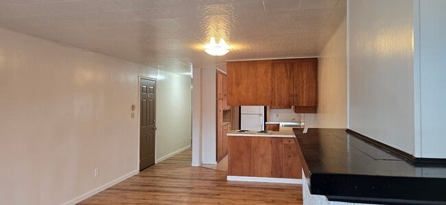 123 E Railroad Ave in Shelton, WA - Building Photo - Building Photo