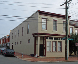 1112-1114 W Cary St in Richmond, VA - Building Photo - Building Photo