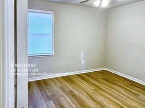 15815 Meridian Ave in Chester, VA - Building Photo - Building Photo
