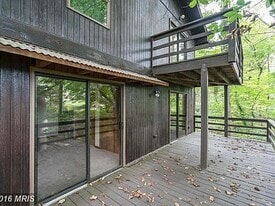 4140 41st St N in Arlington, VA - Building Photo