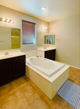 11136 East Starkey Avenue in Mesa, AZ - Foto de edificio - Building Photo