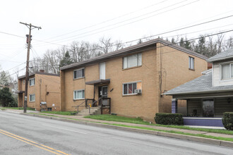 712-716 5th Ave in East Mckeesport, PA - Foto de edificio - Building Photo