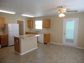 1490 Lavender Dr in Greenfield, IN - Foto de edificio - Building Photo