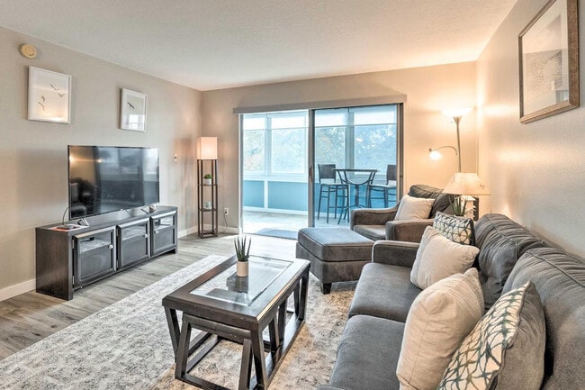 property at 1037 W Peppertree Dr