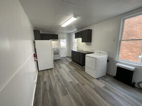 730 W Mason Ave in York, PA - Foto de edificio - Building Photo