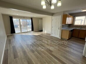 10329-10150 150 St NW in Edmonton, AB - Building Photo - Building Photo