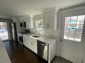 28 Brown St in Maynard, MA - Building Photo - Building Photo