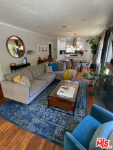 1202 N Poinsettia Pl in West Hollywood, CA - Building Photo - Building Photo