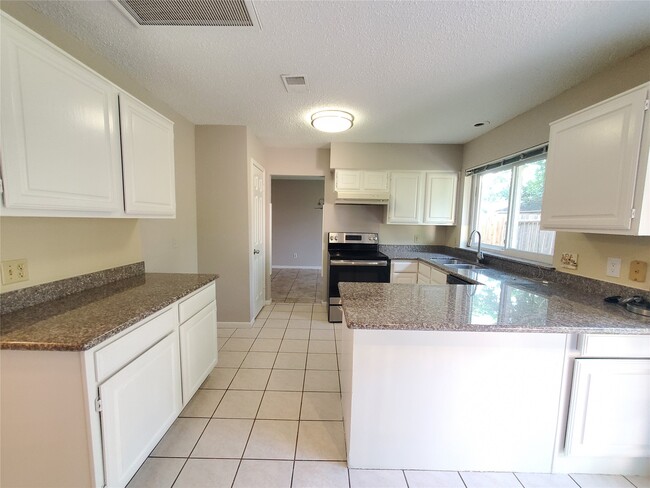 property at 3323 Green Fields Dr