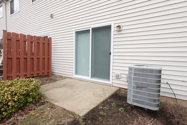 3430 Blue Ridge Dr in Carpentersville, IL - Building Photo - Building Photo