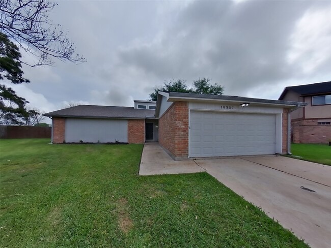 property at 16307 Bird Dog Ct